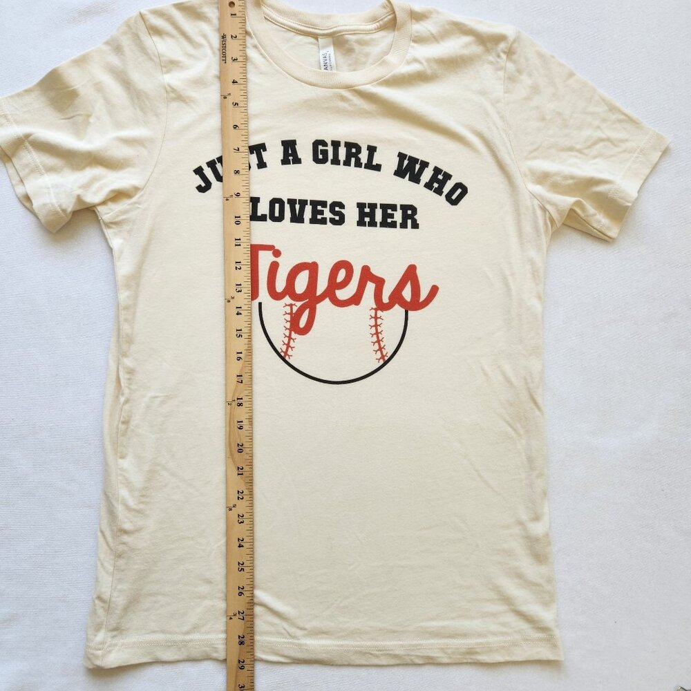Women's Detroit Tigers Baseball Graphic Tee Shirt Sporty Casual Cute Summer - Picture 6 of 7
